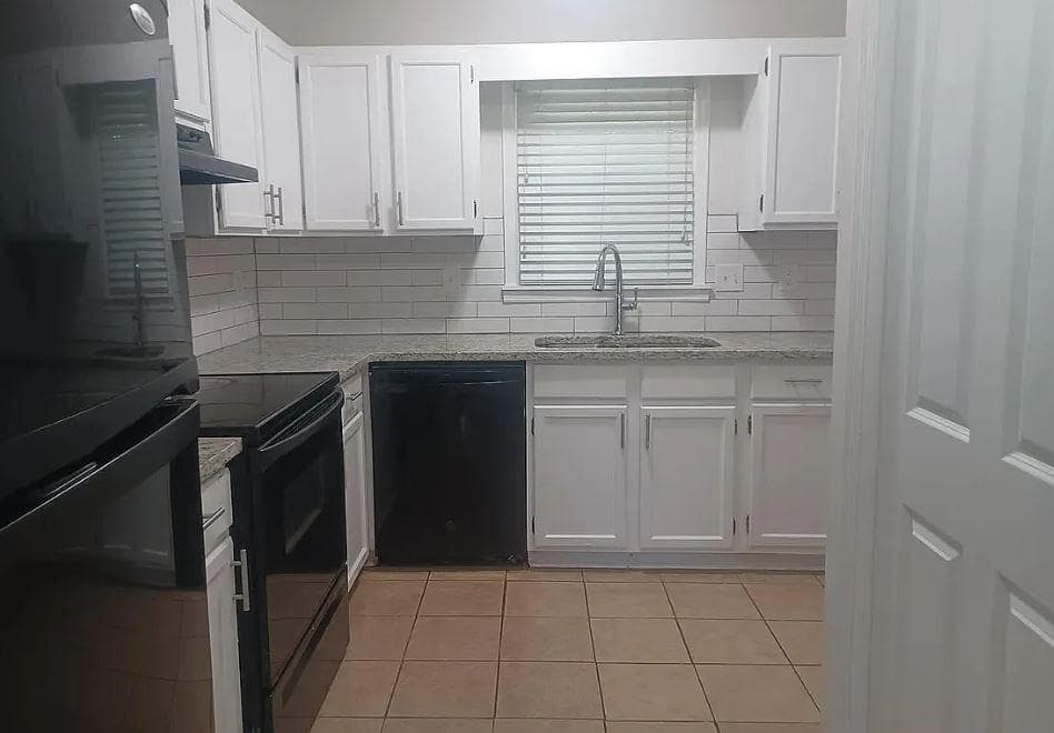 2 bedroom, 3 bathroom, 1,260 sq ft single family residence for rent at 595 Wedgewood Drive, Alpharetta, GA 30009 for $2,360 a month — photo 2