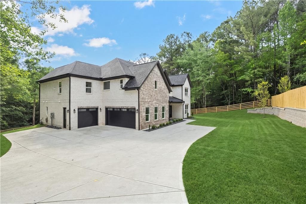 4 bedroom, 5 bathroom, 5,200 sq ft single family residence for sale at 3461 Callie Still, Lawrenceville, GA 30045 — photo 6