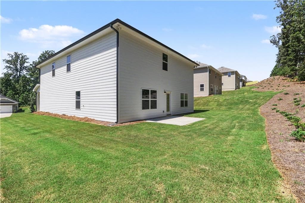 6 bedroom, 4 bathroom, 3,105 sq ft single family residence for sale at 214 Thunder Valley, Dawsonville, GA 30534 — photo 3
