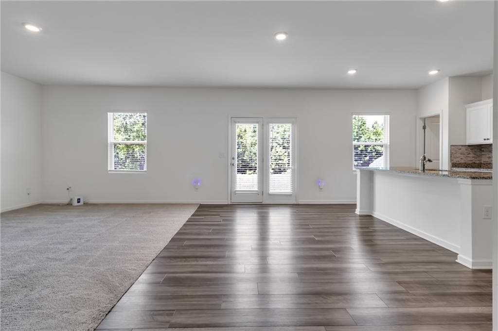 4 bedroom, 3 bathroom, 2,132 sq ft single family residence for sale at 110 Bantry Way, Locust Grove, GA 30248 — photo 6