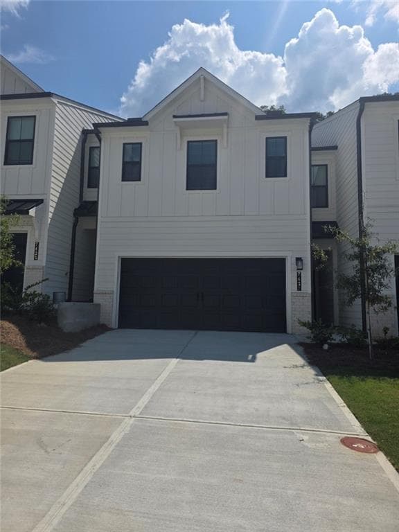 3 bedroom, 3 bathroom, 1,842 sq ft townhouse for rent at 7437 Quinn Place 140, Flowery Branch, GA 30542 for $2,150 a month — photo 1 of 19