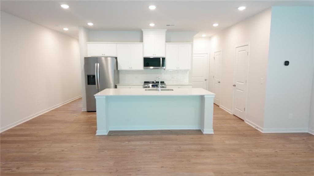 3 bedroom, 3 bathroom, 1,842 sq ft townhouse for rent at 7437 Quinn Place 140, Flowery Branch, GA 30542 for $2,150 a month — photo 2