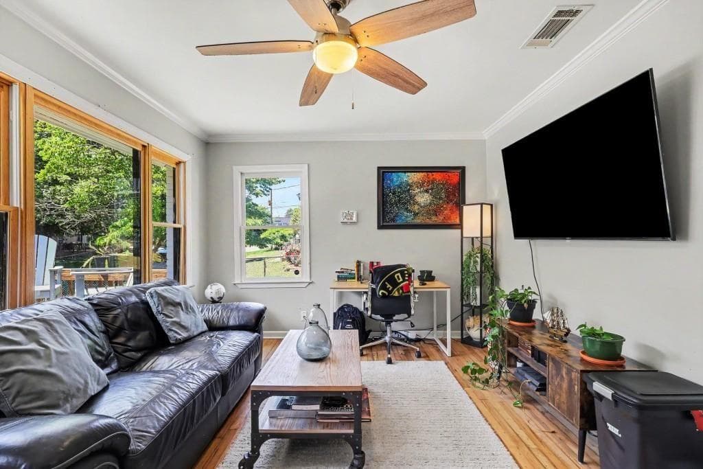 2 bedroom, 1 bathroom, 855 sq ft single family residence for sale at 1120 Delores, Forest Park, GA 30297 — photo 2