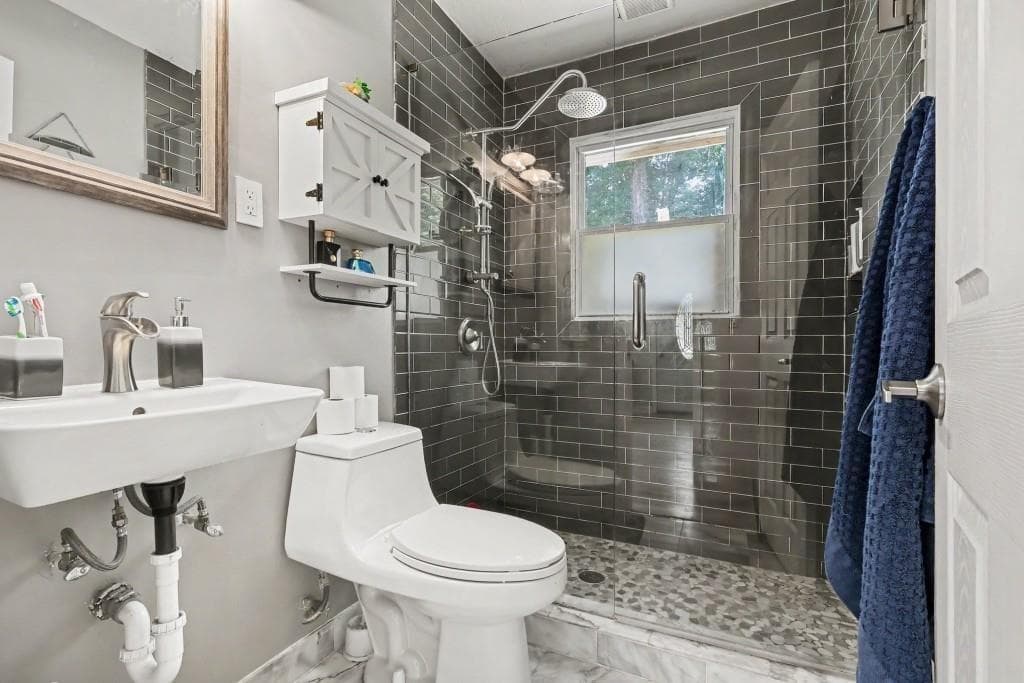 2 bedroom, 1 bathroom, 855 sq ft single family residence for sale at 1120 Delores, Forest Park, GA 30297 — photo 6