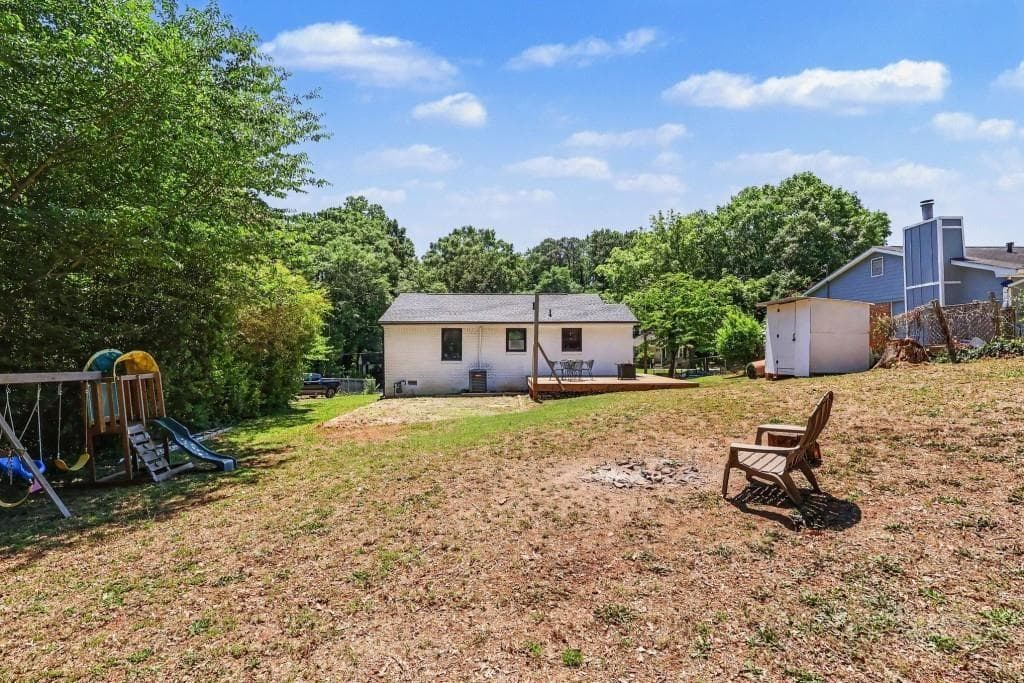 2 bedroom, 1 bathroom, 855 sq ft single family residence for sale at 1120 Delores, Forest Park, GA 30297 — photo 8