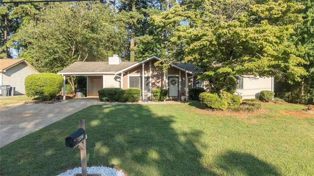 3 bedroom, 2 bathroom, 1,240 sq ft single family residence for sale at 447 Summerville Drive, Lawrenceville, GA 30046