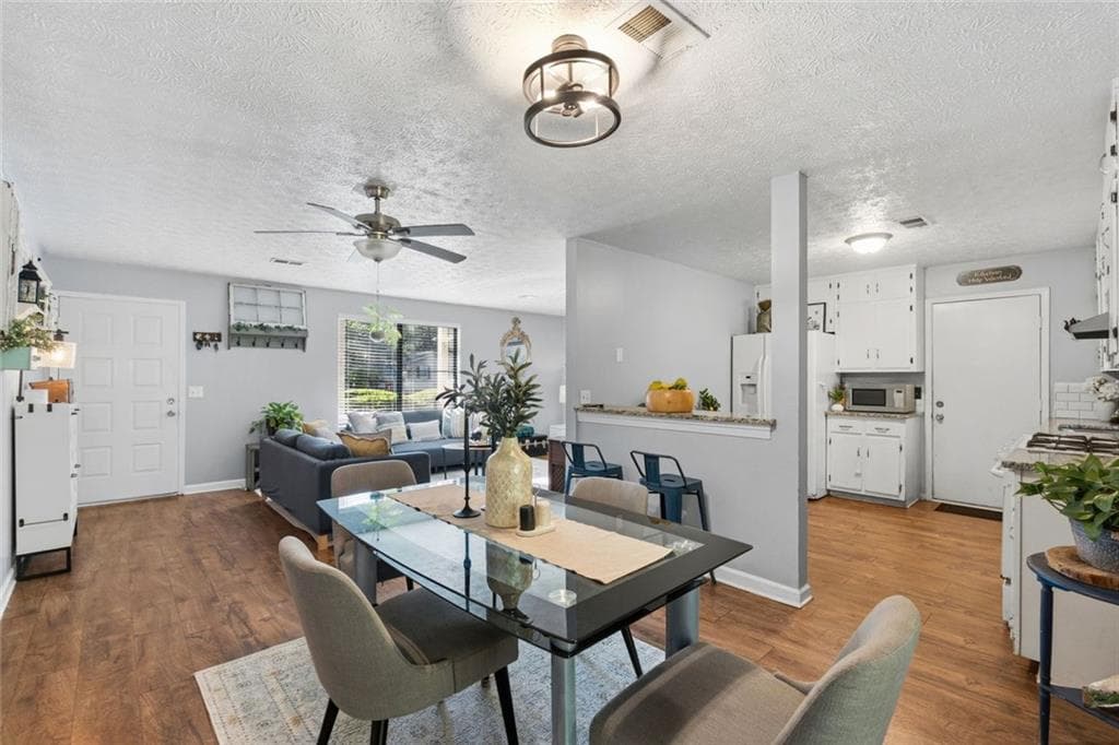 3 bedroom, 2 bathroom, 1,240 sq ft single family residence for sale at 447 Summerville Drive, Lawrenceville, GA 30046 — photo 10