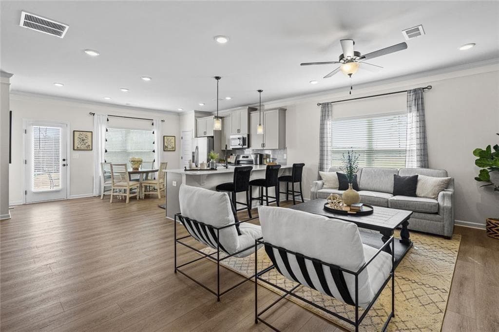 3 bedroom, 3 bathroom, 1,730 sq ft townhouse for sale at 108 Trinity Drive 1, Auburn, GA 30011 — photo 5