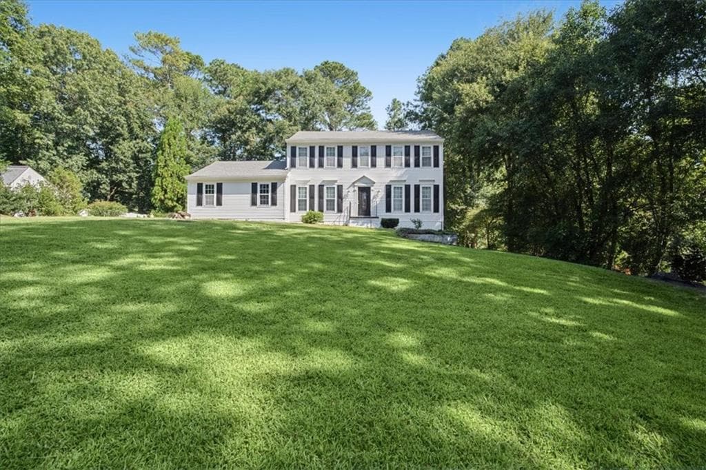 4 bedroom, 3 bathroom, 2,100 sq ft single family residence for rent at 4921 Heritage Trace Court, Marietta, GA 30062 for $3,000 a month — photo 3