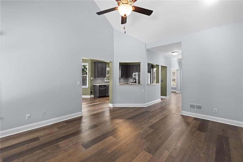 3 bedroom, 2 bathroom, 2,122 sq ft single family residence under contract at 1320 Gran Forest Drive, Cumming, GA 30041 — photo 10