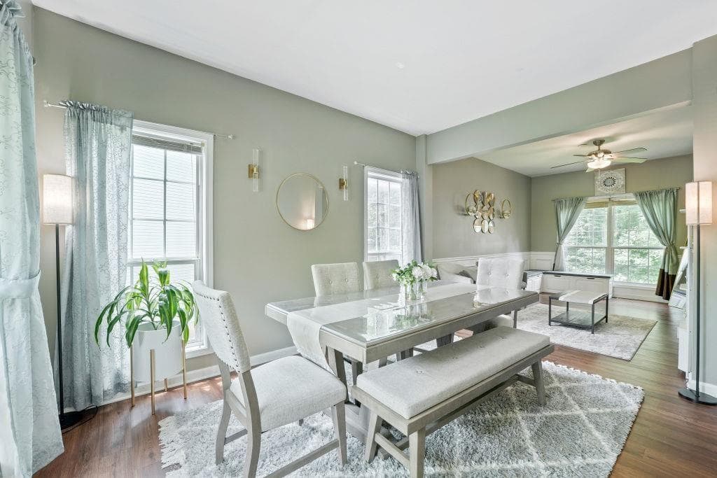 6 bedroom, 4 bathroom, 2,572 sq ft single family residence for sale at 4408 Silver Ridge Way, Austell, GA 30106 — photo 5