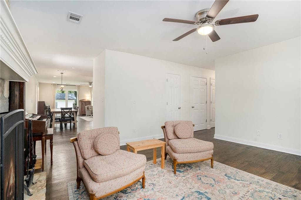 4 bedroom, 3 bathroom, 2,200 sq ft single family residence for sale at 1347 Dorothy Drive, Decatur, GA 30030 — photo 9