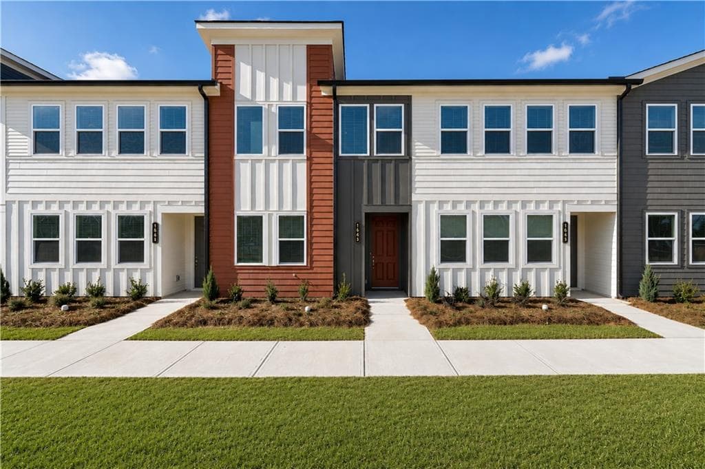 3 bedroom, 3 bathroom, 1,507 sq ft townhouse for rent at 1643 Winpost Lane, Atlanta, GA 30318 for $2,950 a month — photo 1 of 27
