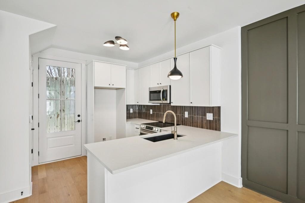 1 bedroom, 2 bathroom, 1,056 sq ft townhouse for sale at 1160 Boulevard 11, Atlanta, GA 30312 — photo 8