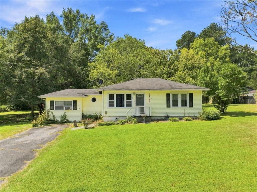 3 bedroom, 1 bathroom, 1,139 sq ft single family residence for sale at 791 Warren Road, Rome, GA 30165 — photo 1 of 26