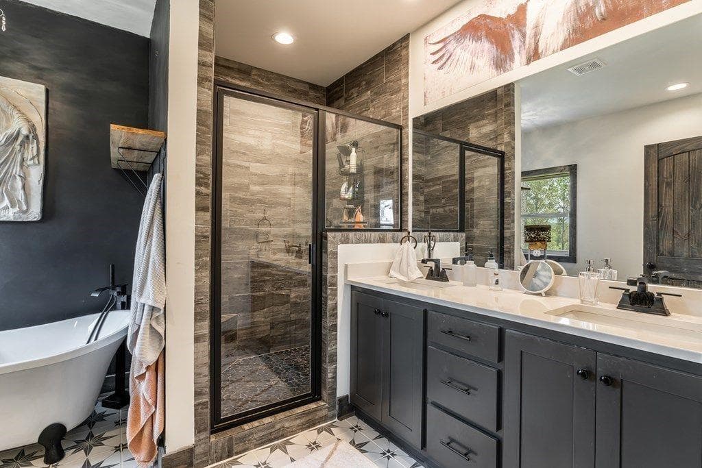 2 bedroom, 2 bathroom, 1,539 sq ft single family residence for sale at 230 High River Landing, Ellijay, GA 30540 — photo 9