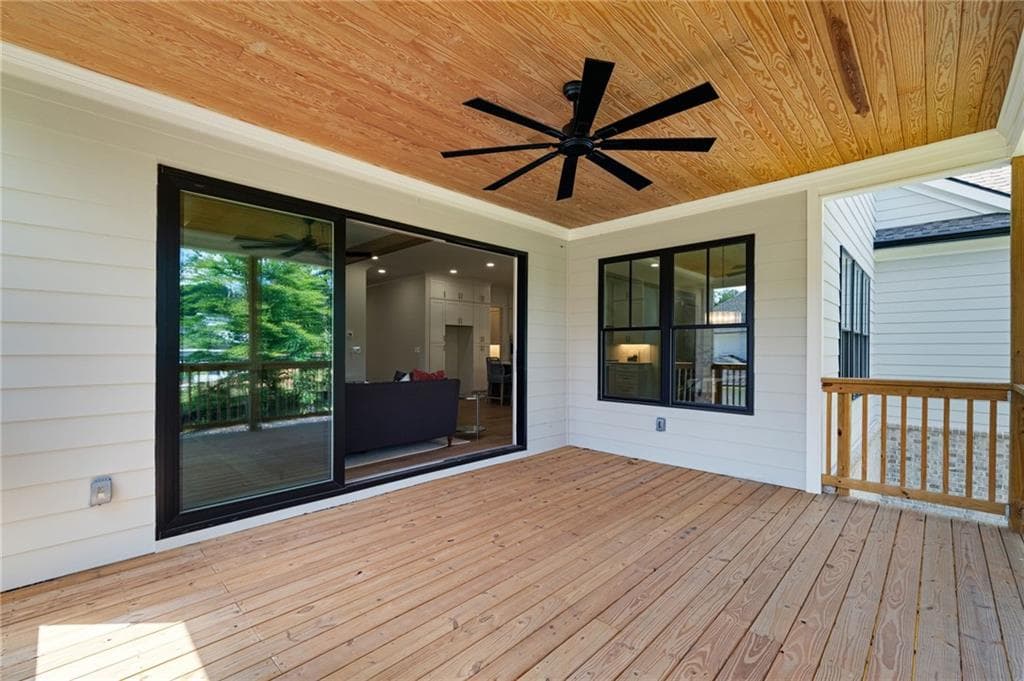 6 bedroom, 6 bathroom, 4,700 sq ft single family residence for sale at 1967 Highgrove Court, Atlanta, GA 30345 — photo 7