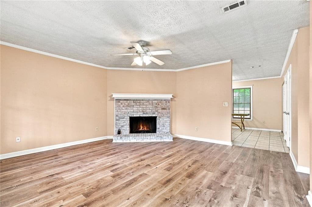 3 bedroom, 2 bathroom, 1,146 sq ft single family residence for sale at 67 Rivercrest Court, Riverdale, GA 30274 — photo 2