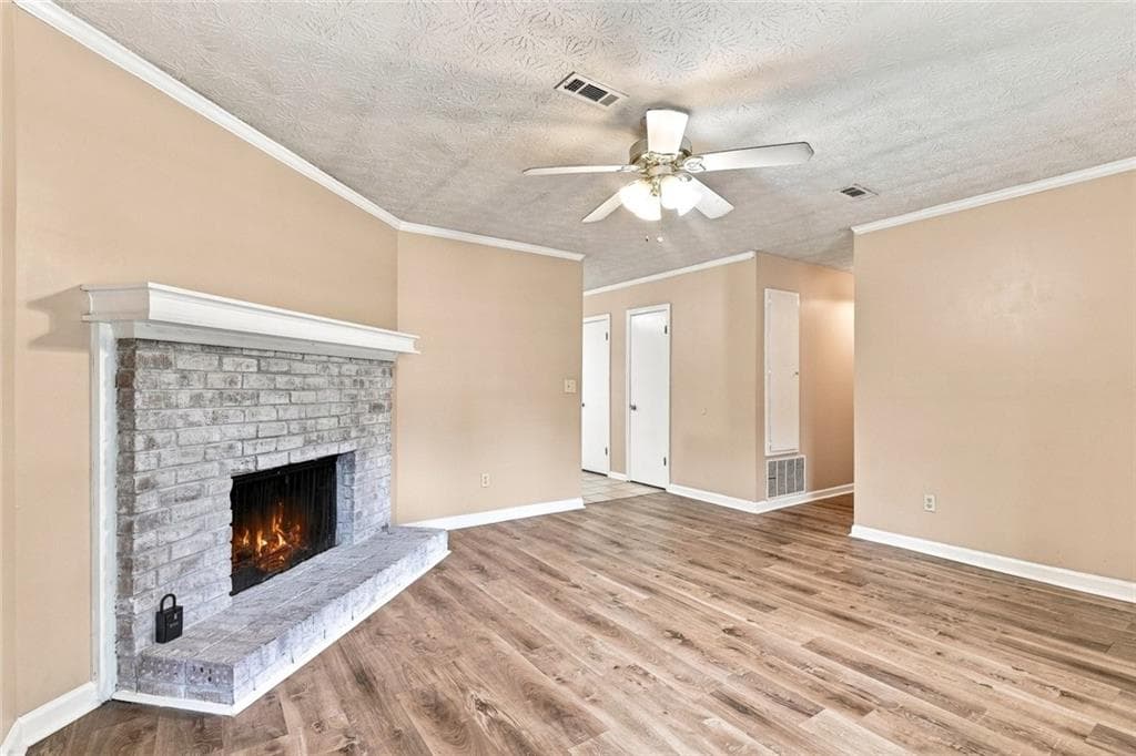 3 bedroom, 2 bathroom, 1,146 sq ft single family residence for sale at 67 Rivercrest Court, Riverdale, GA 30274 — photo 3