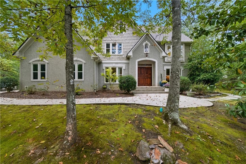 5 bedroom, 4 bathroom, 5,584 sq ft single family residence for sale at 23 Vista Woods Lane, Cartersville, GA 30120