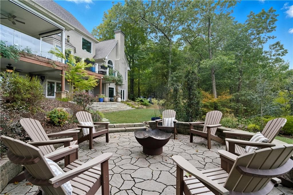 5 bedroom, 4 bathroom, 5,584 sq ft single family residence for sale at 23 Vista Woods Lane, Cartersville, GA 30120 — photo 3