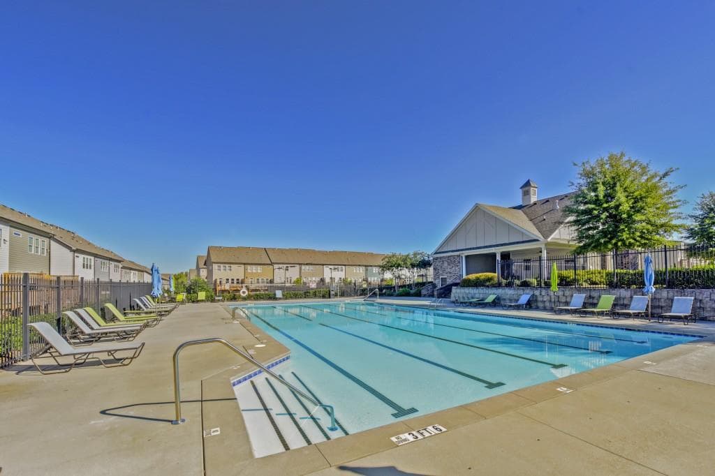 5 bedroom, 4 bathroom, 2,904 sq ft single family residence for sale at 2118 Garrison Way, Atlanta, GA 30318 — photo 7