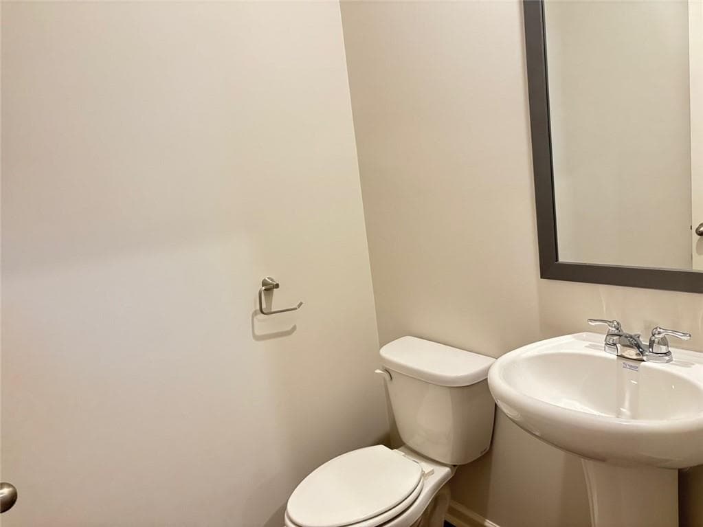 3 bedroom, 3 bathroom, 1,965 sq ft townhouse for rent at 3240 Greyton Drive, Buford, GA 30519 for $2,200 a month — photo 3