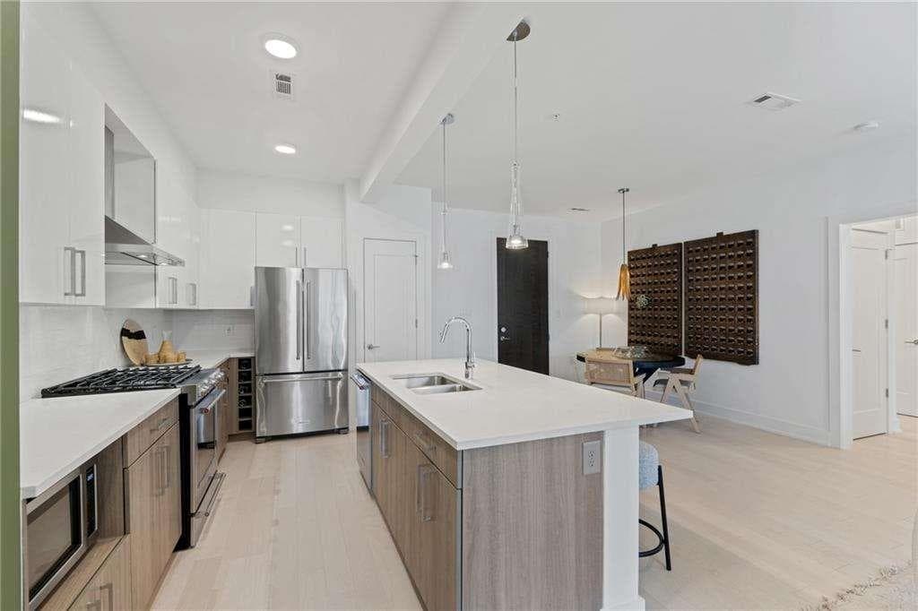 2 bedroom, 2 bathroom, 1,312 sq ft condominium for sale at 775 Juniper Street 111, Atlanta, GA 30308 — photo 8