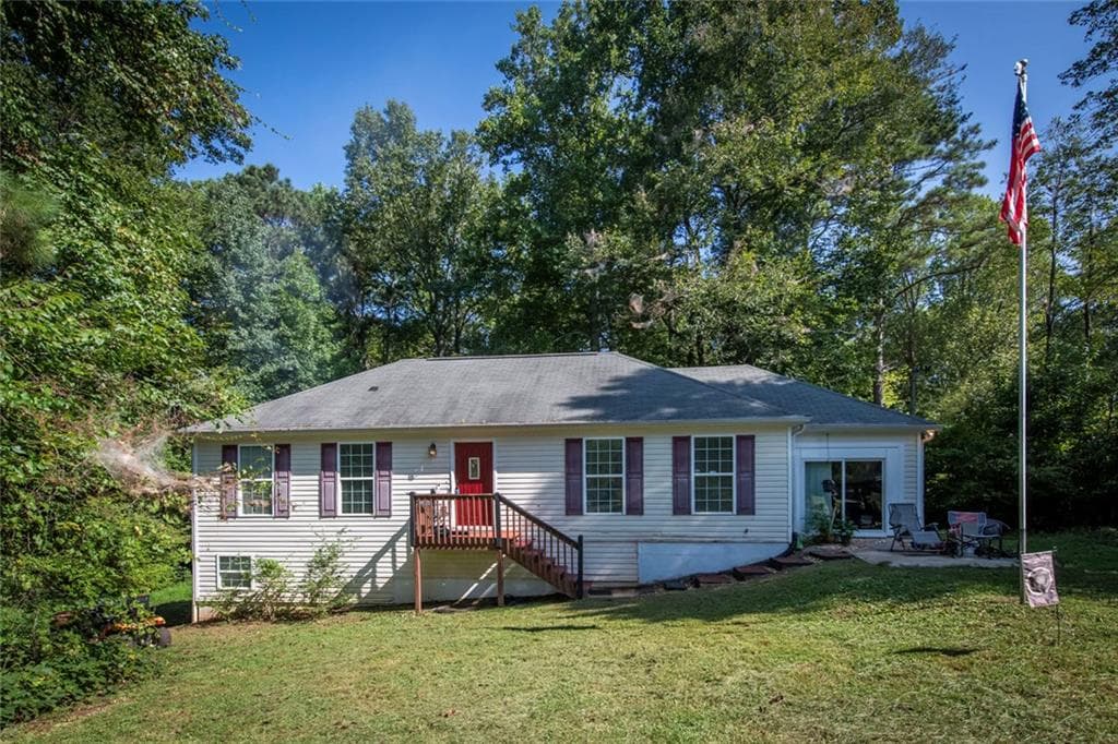 3 bedroom, 2 bathroom, 2,360 sq ft single family residence under contract at 556 Old Corinth Road, Buchanan, GA 30113