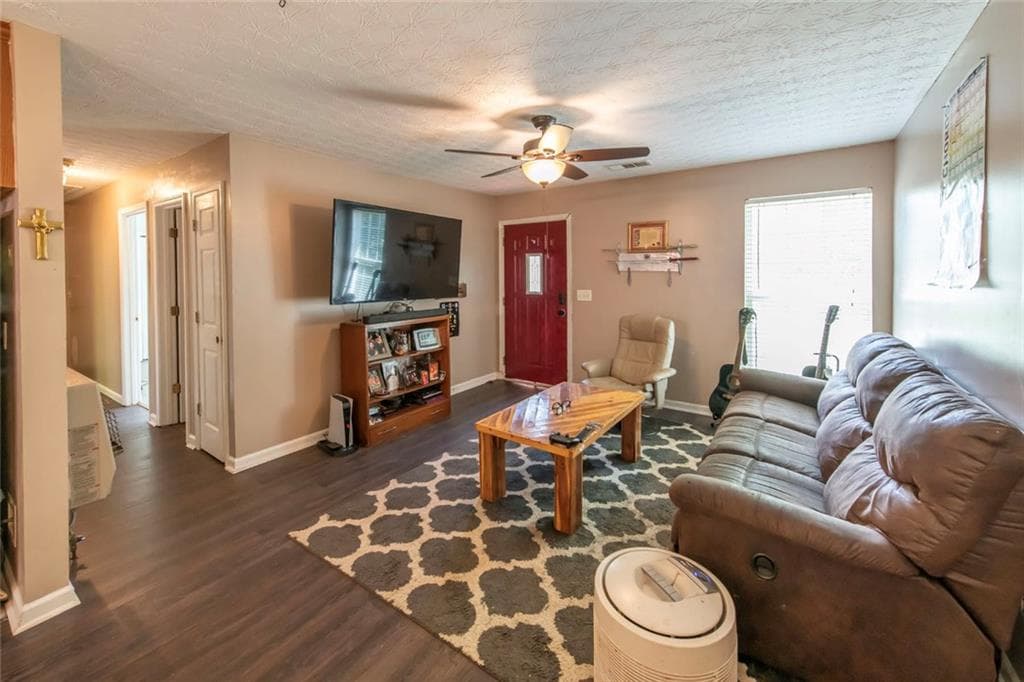 3 bedroom, 2 bathroom, 2,360 sq ft single family residence under contract at 556 Old Corinth Road, Buchanan, GA 30113 — photo 10