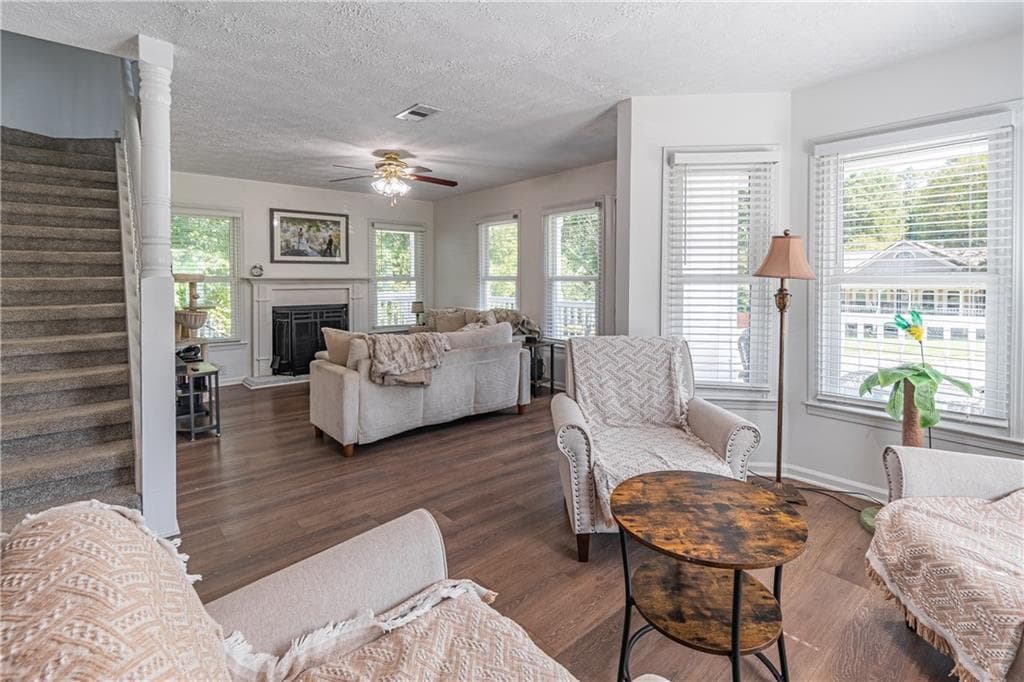 3 bedroom, 3 bathroom, 1,628 sq ft single family residence under contract at 316 Wyngate Road, Auburn, GA 30011 — photo 5