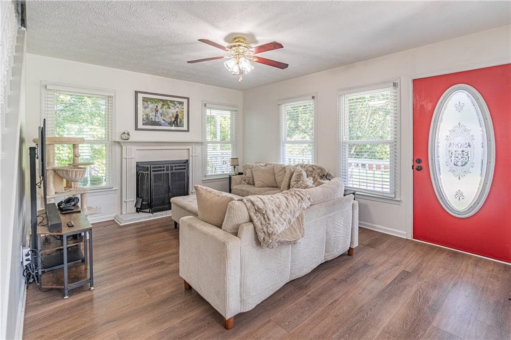 3 bedroom, 3 bathroom, 1,628 sq ft single family residence under contract at 316 Wyngate Road, Auburn, GA 30011 — photo 7