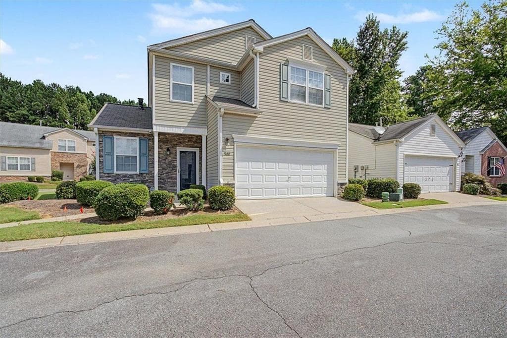3 bedroom, 3 bathroom, 1,554 sq ft single family residence for rent at 980 Windcroft Circle, Acworth, GA 30101 for $2,000 a month — photo 1 of 29