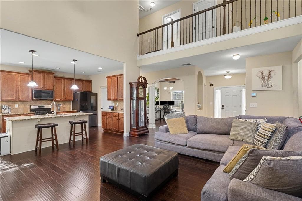4 bedroom, 4 bathroom, 2,839 sq ft single family residence for sale at 213 Tapestry Drive, Mcdonough, GA 30252 — photo 9