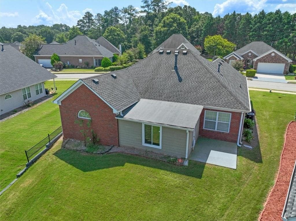 3 bedroom, 2 bathroom, 1,787 sq ft single family residence for sale at 293 Prominent Loop, Mcdonough, GA 30253 — photo 4