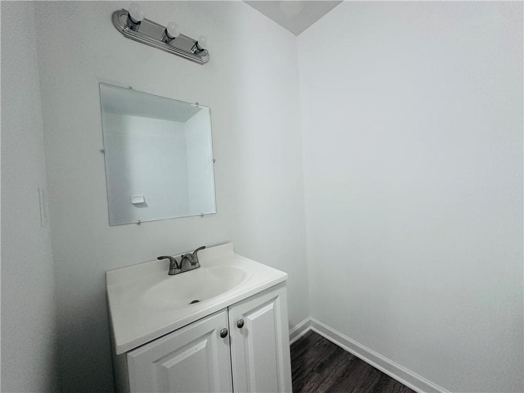 2 bedroom, 2 bathroom, 1,146 sq ft condominium for sale at 2340 Beaver Ruin Road 20, Norcross, GA 30071 — photo 7