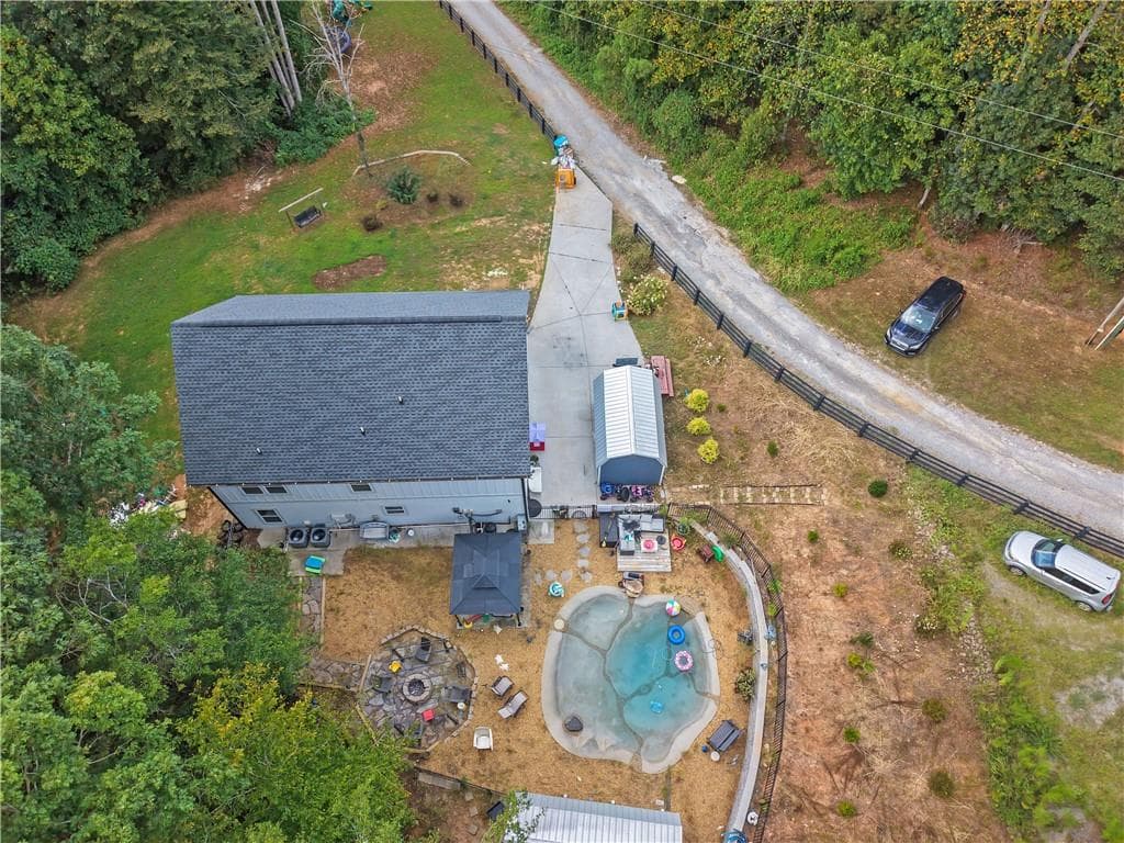 5 bedroom, 3 bathroom, 2,640 sq ft single family residence for sale at 914 Lower Bethany Road, Ball Ground, GA 30107 — photo 3
