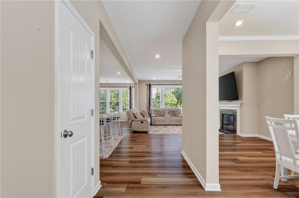 5 bedroom, 4 bathroom, 2,800 sq ft single family residence for sale at 8080 Brewton Bend, Ball Ground, GA 30107 — photo 3