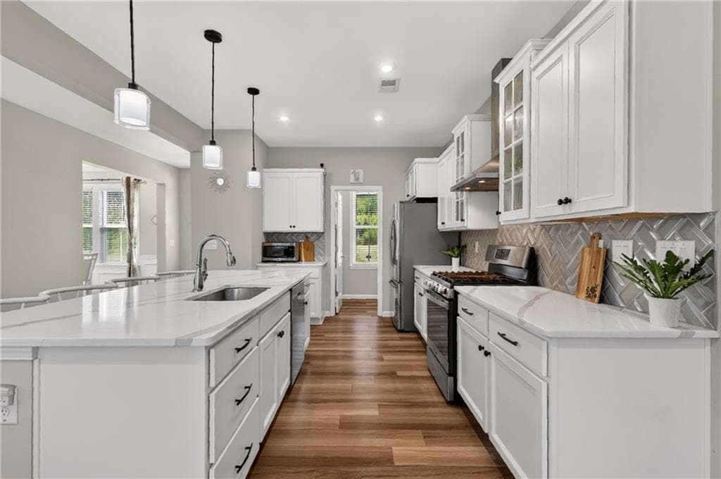 5 bedroom, 4 bathroom, 2,800 sq ft single family residence for sale at 8080 Brewton Bend, Ball Ground, GA 30107 — photo 7