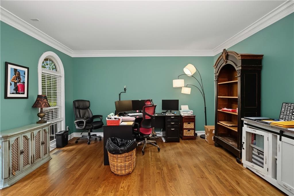 7 bedroom, 5 bathroom, 4,291 sq ft single family residence under contract at 2800 S Highway 16, Carrollton, GA 30116 — photo 7