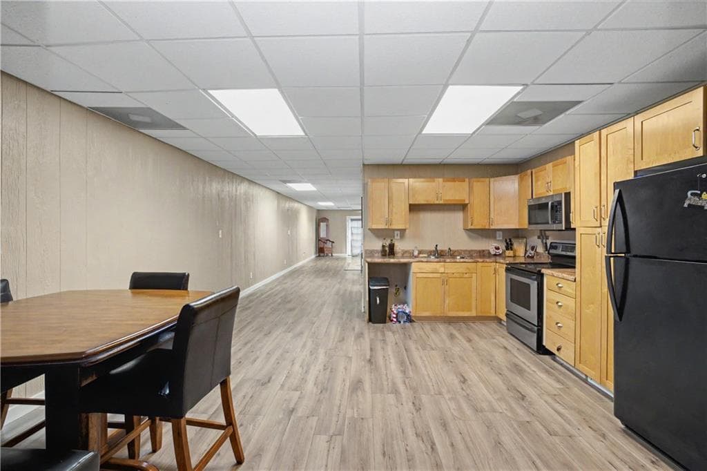 7 bedroom, 5 bathroom, 4,291 sq ft single family residence under contract at 2800 S Highway 16, Carrollton, GA 30116 — photo 10
