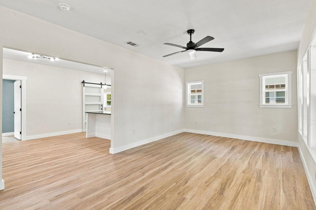 3 bedroom, 2 bathroom, 1,266 sq ft single family residence for sale at 206 S Elm Street, Rome, GA 30165 — photo 10