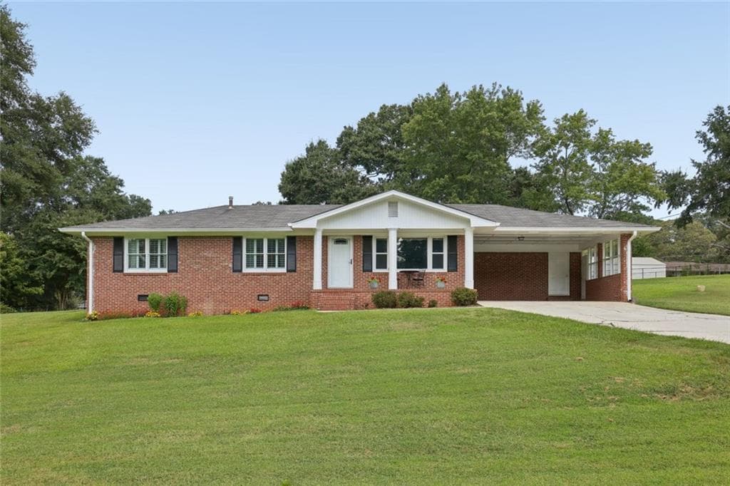 3 bedroom, 2 bathroom, 1,567 sq ft single family residence for sale at 2833 Crabapple Circle, Dacula, GA 30019