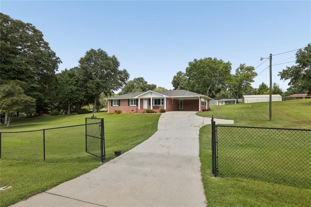 3 bedroom, 2 bathroom, 1,567 sq ft single family residence for sale at 2833 Crabapple Circle, Dacula, GA 30019 — photo 7