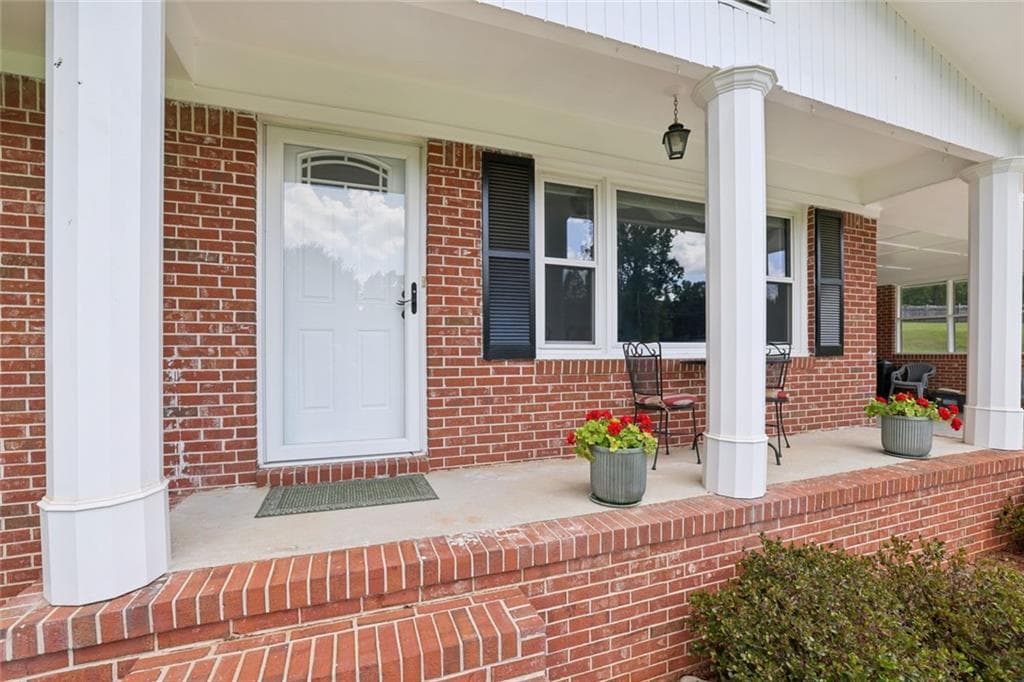 3 bedroom, 2 bathroom, 1,567 sq ft single family residence for sale at 2833 Crabapple Circle, Dacula, GA 30019 — photo 10