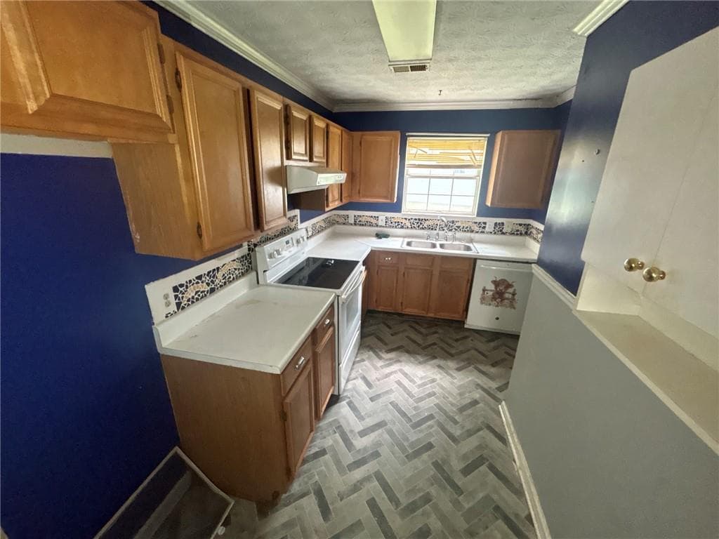 3 bedroom, 3 bathroom, 1,469 sq ft single family residence under contract at 1812 Killarney Drive, Marietta, GA 30008 — photo 9