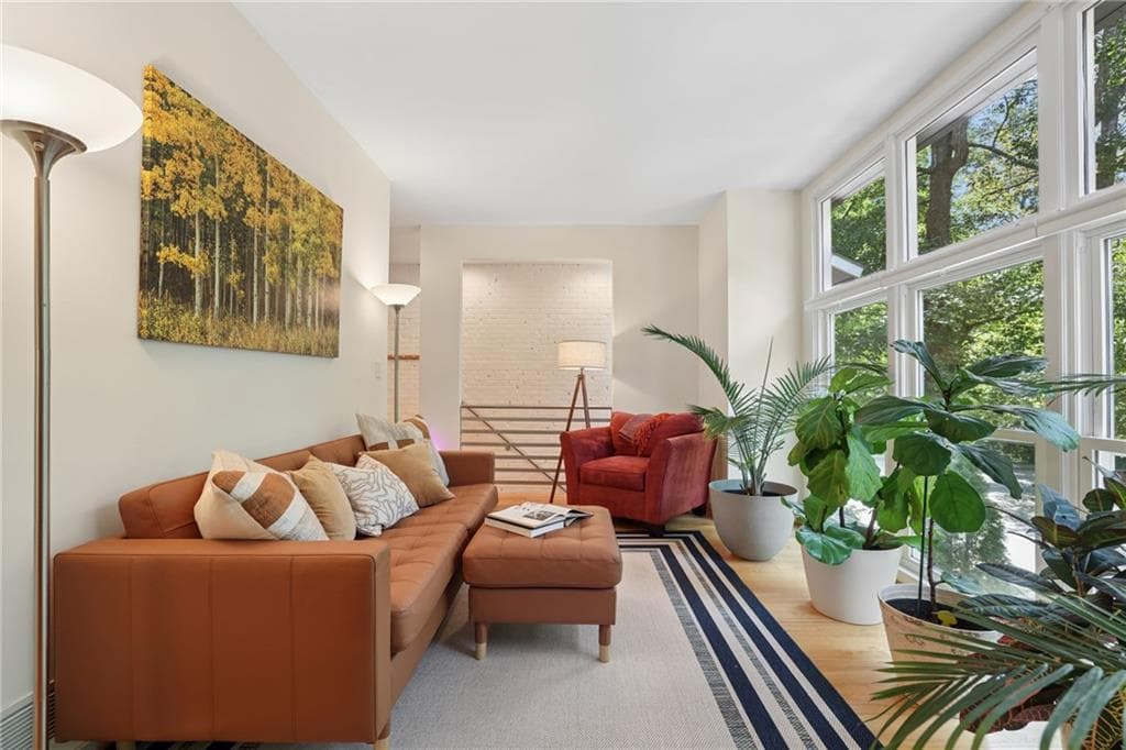 4 bedroom, 4 bathroom, 2,723 sq ft townhouse under contract at 1334 Fernwood Circle, Atlanta, GA 30319 — photo 7