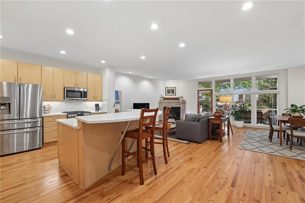 4 bedroom, 4 bathroom, 2,723 sq ft townhouse under contract at 1334 Fernwood Circle, Atlanta, GA 30319 — photo 9
