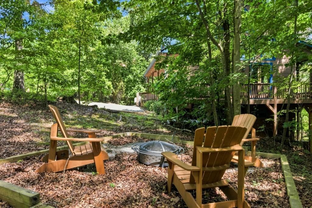 3 bedroom, 3 bathroom, 2,745 sq ft single family residence for sale at 417 Hickory Ridge Drive, Cleveland, GA 30528 — photo 8