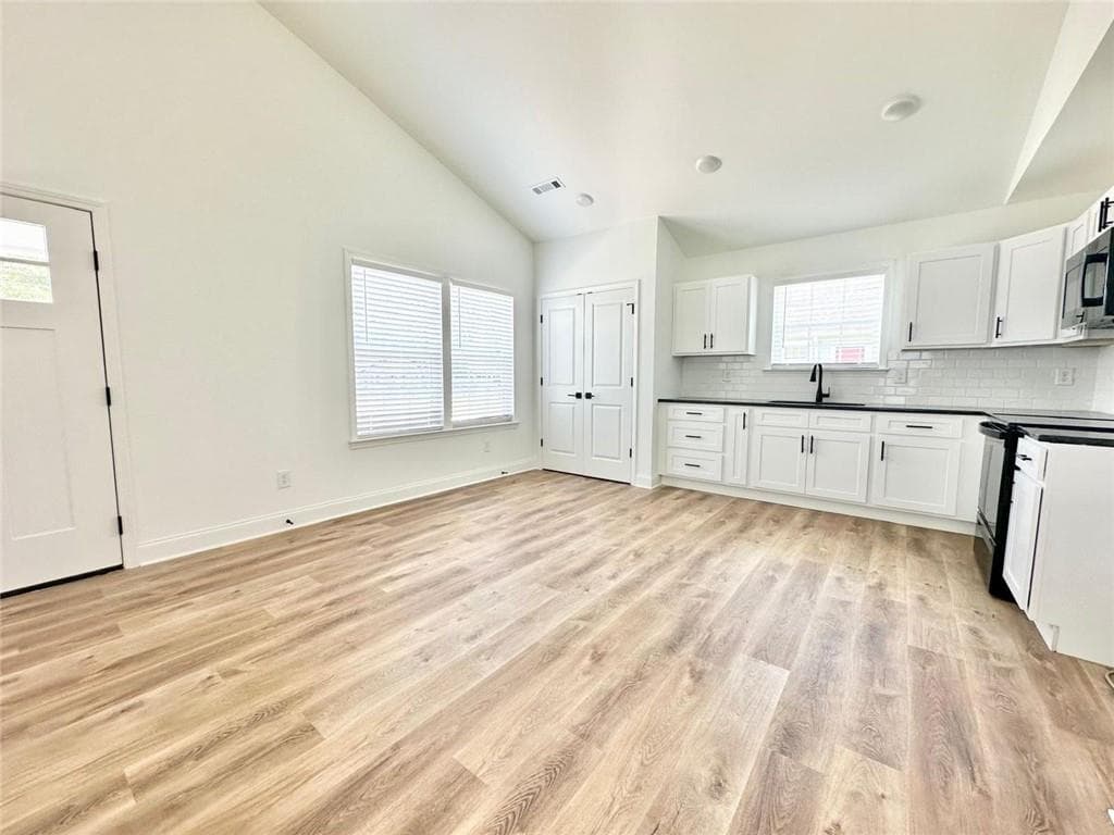 3 bedroom, 2 bathroom, 1,260 sq ft single family residence for sale at 117 Presley Street, Rome, GA 30165 — photo 6